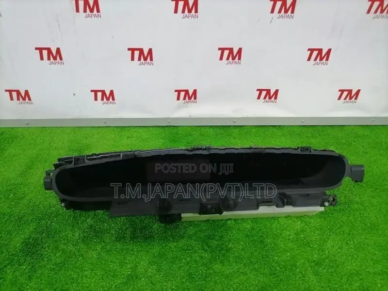 Toyota Prius 30 Meter Board