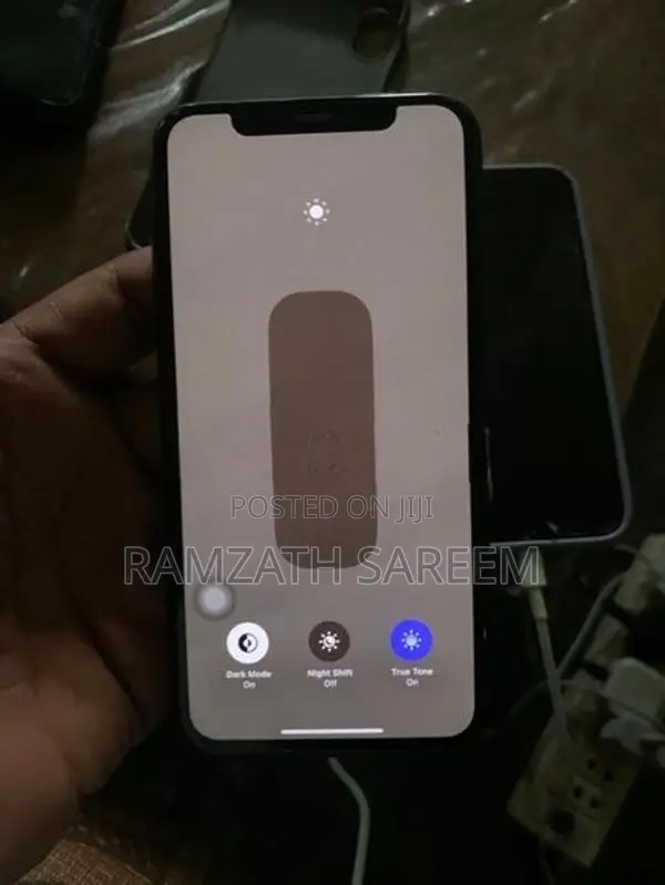 Apple iPhone XS (Used)