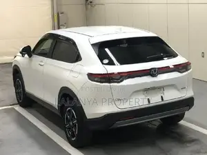Honda Vezel RV5 – X - Pearl 2023