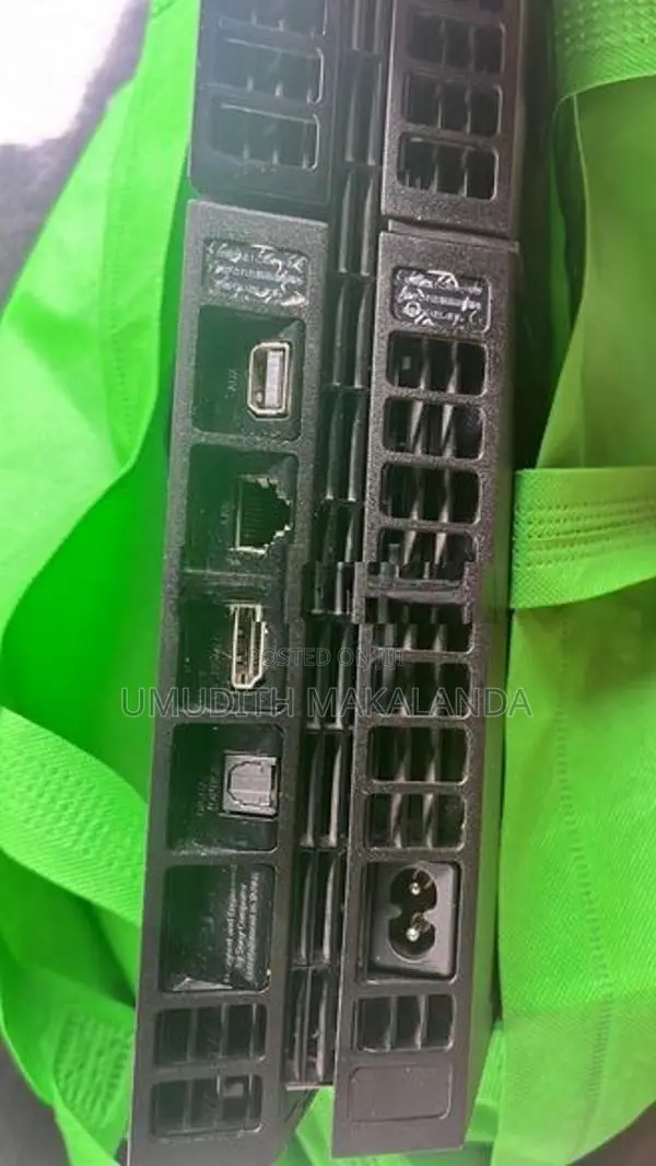 PS4 Standard 1TB