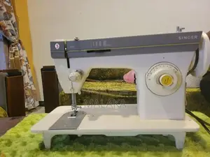 Singer Sewing Machine
