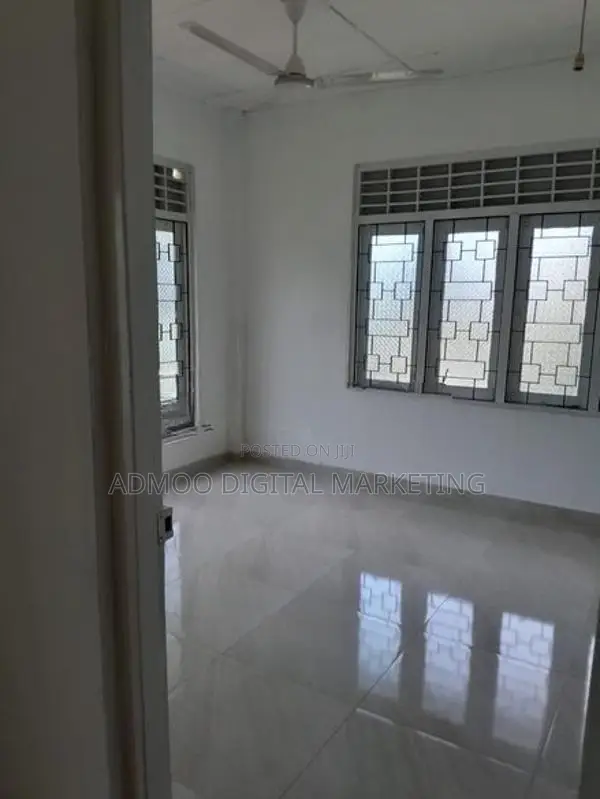 Upstairs House For Rent in Sapugaskanda, Kiribathgoda
