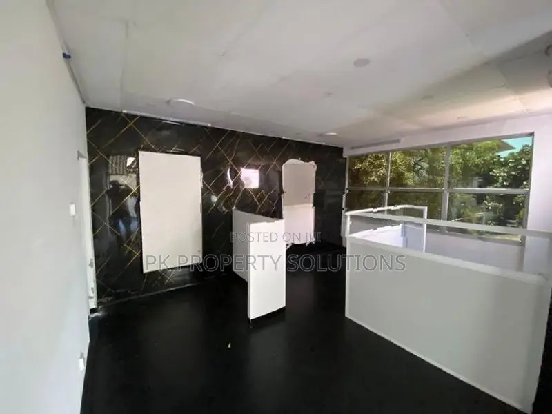 Commercial Property for Rent in Colombo 7 ( FILE NO 5212B)