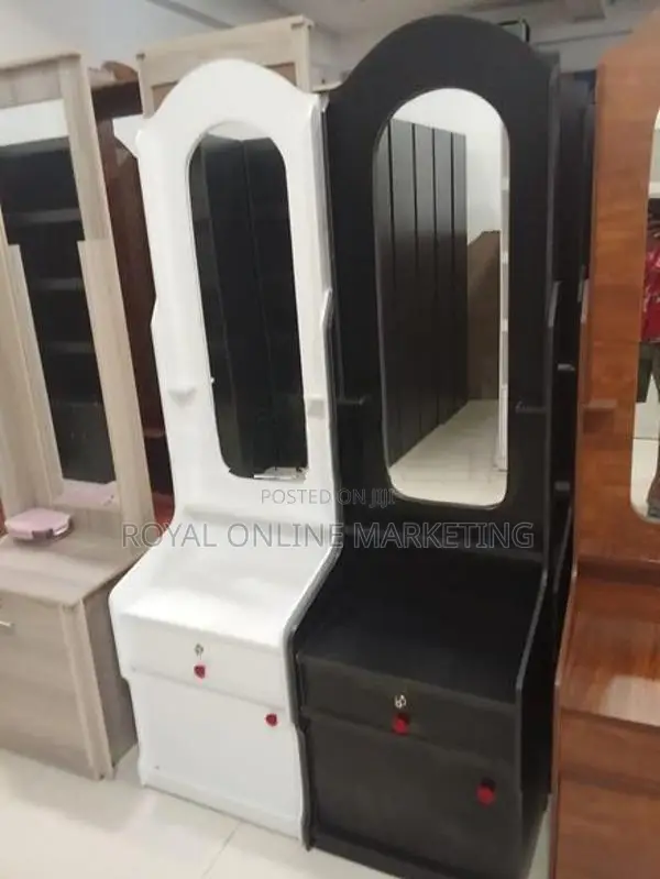 White and Black Dressing Table (D-17)