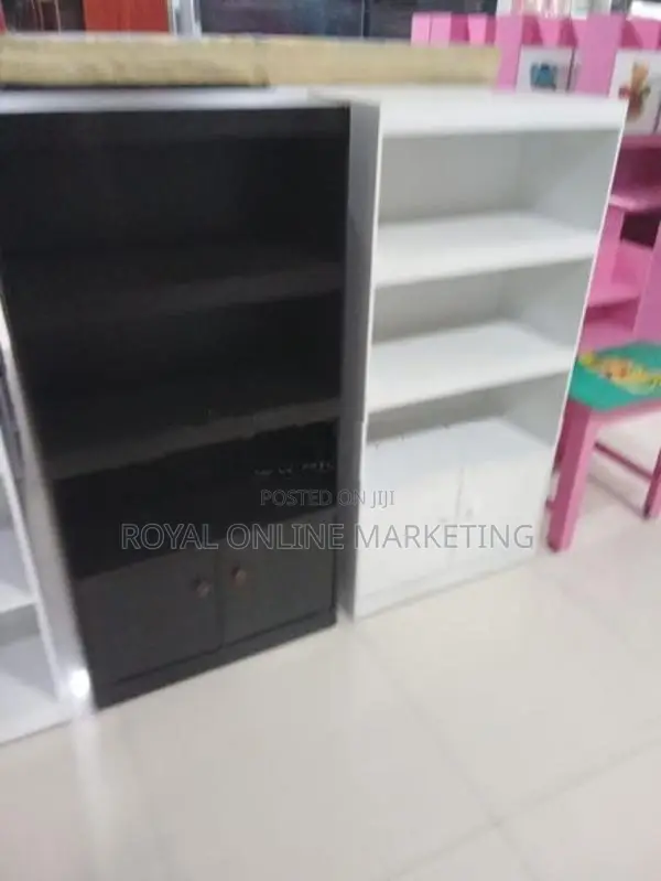 Book Rack (c-17)