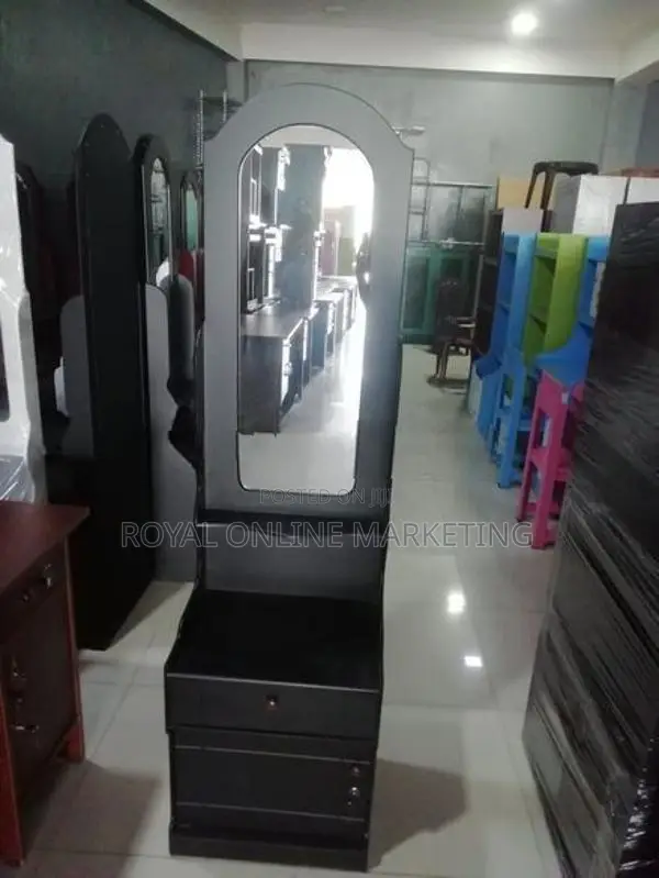 White and Black Dressing Table (D-17)