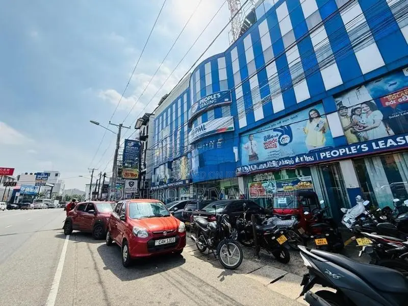 (SDC-435) Valuable Commercial Building 3rd,4th,5th Floor Rent Nugegoda