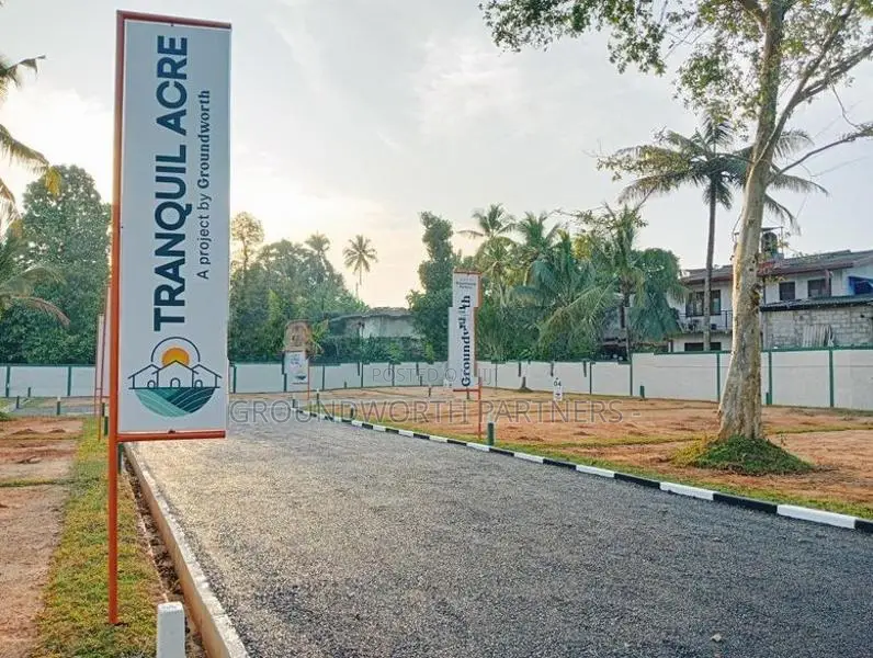 Valuable Land For Sale in 296 Piliyandala Kottawa Bus Road 100M