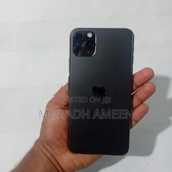 Apple iPhone 11 Pro Max (Used)
