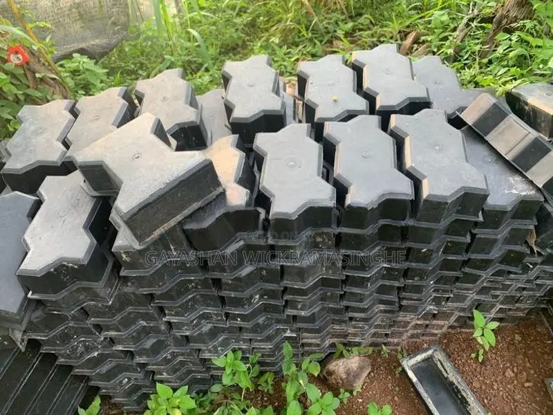 Interlock Molds