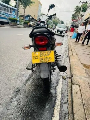 Bajaj Platina 2019