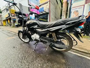 Bajaj Platina 2019