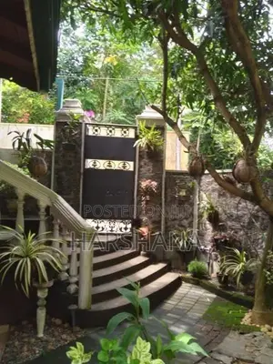 Beautiful Two-Story House for Sale in Kiribathgoda