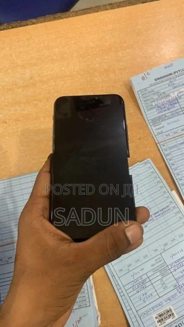 Apple iPhone 11 Pro (Used)