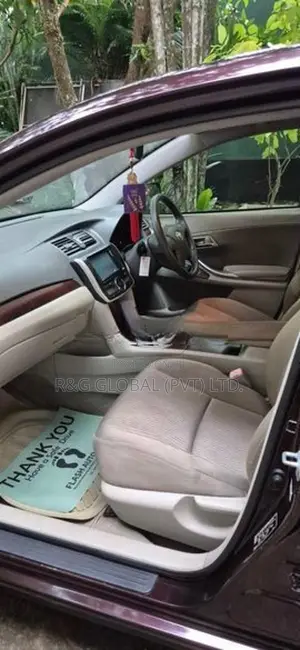 Toyota Premio 2011