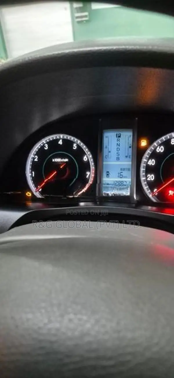 Toyota Premio 2011