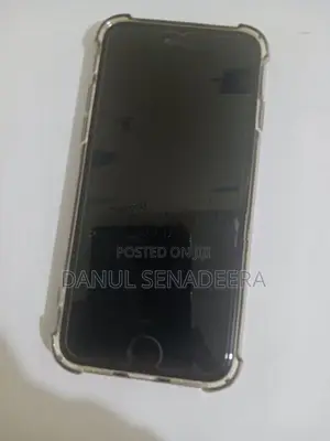 Apple iPhone 8 (Used)