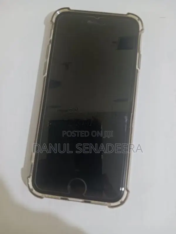 Apple iPhone 8 (Used)