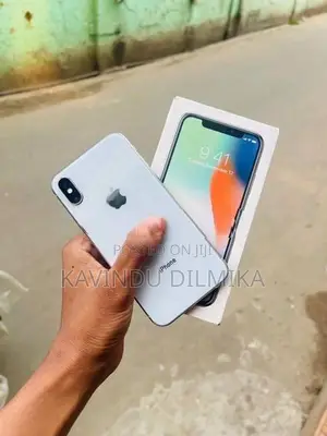 Apple iPhone XS (Used)