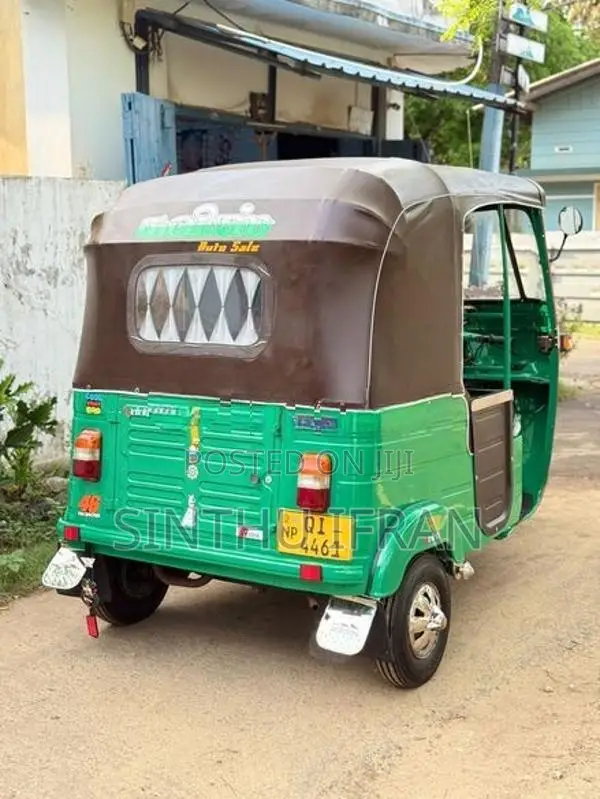 Bajaj RE 2 Stock 2006