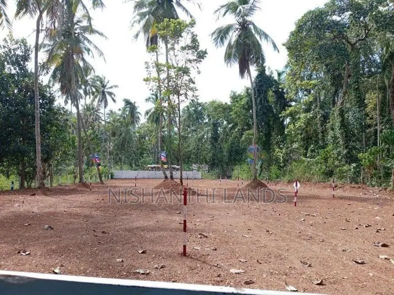 බිම් කොටස් මිරිගම පරගොඩ