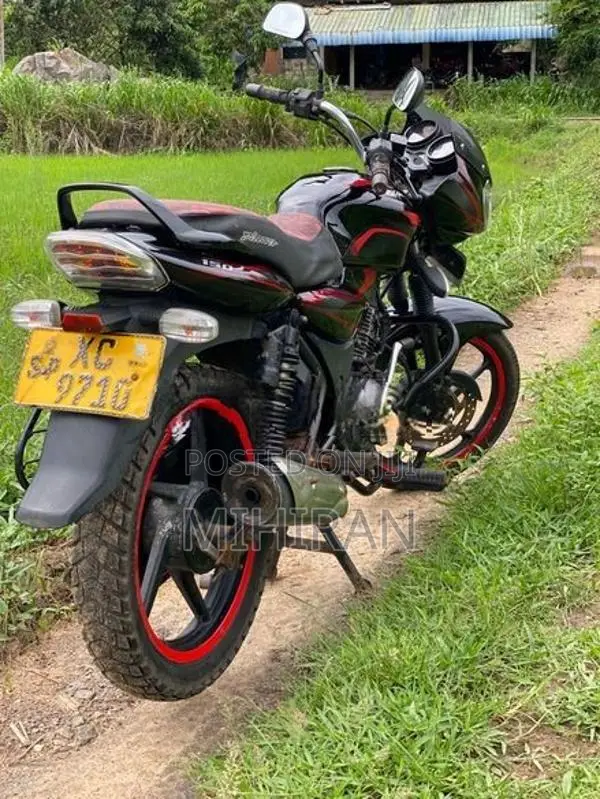 Bajaj Discover 150 2012