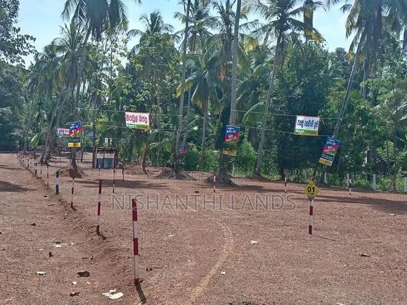 Land in Kotadineyawa