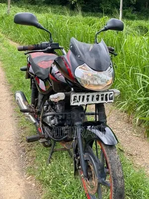 Bajaj Discover 150 2012