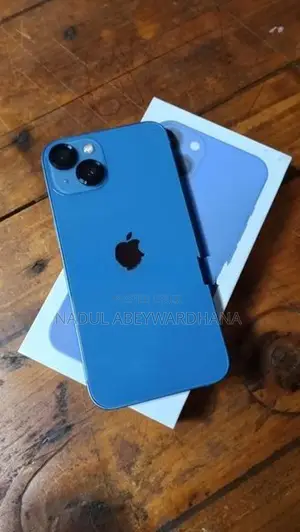 Apple iPhone 13 (Used)