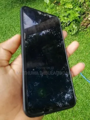 Samsung Galaxy A20 (Used)