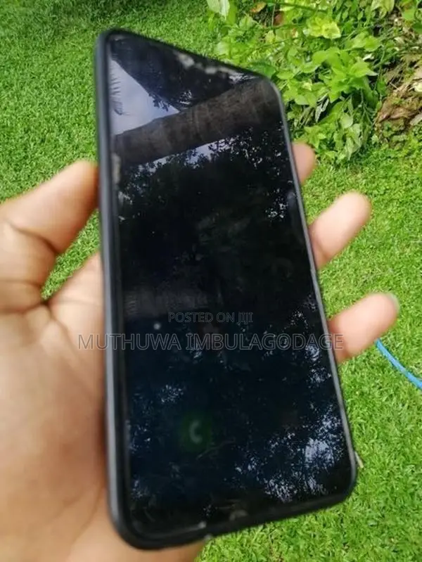 Samsung Galaxy A20 (Used)