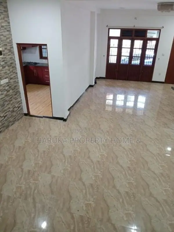 Kesbawa House for Sale