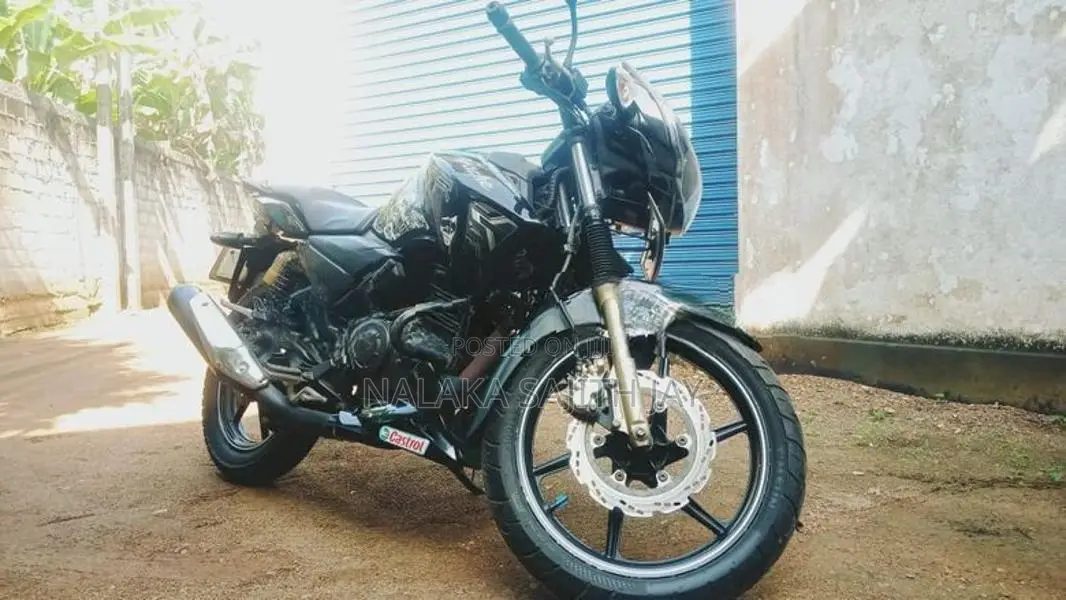 TVS Apache 2016