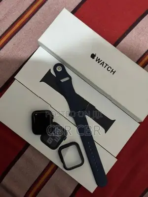 Apple Watch Se2 (used)