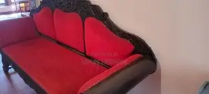 Kavichchi Sofa Set