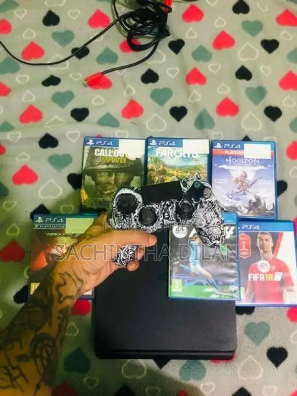 PS4 Slim 1TB