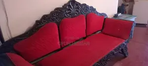 Kavichchi Sofa Set