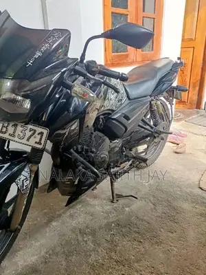 TVS Apache 2016