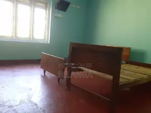 Ambalangoda House with Land for Rent