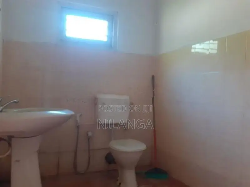Ambalangoda House with Land for Rent