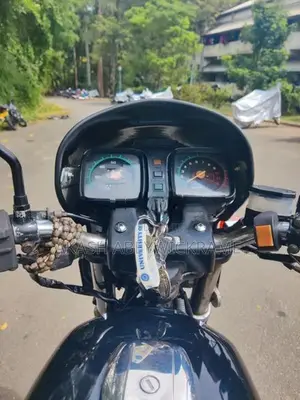 Suzuki GS 125 2001