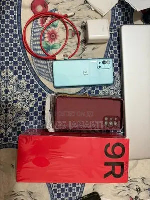 OnePlus 9R (Used)