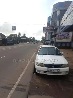 පර්චස් 60ක් මීගමුව කුරණ කාපට් පාරට මුහුණලා