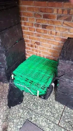 goat flooring plastic