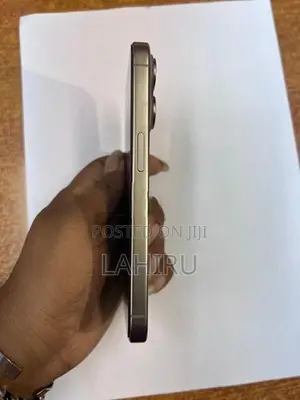 Apple iPhone 15 Pro (Used)