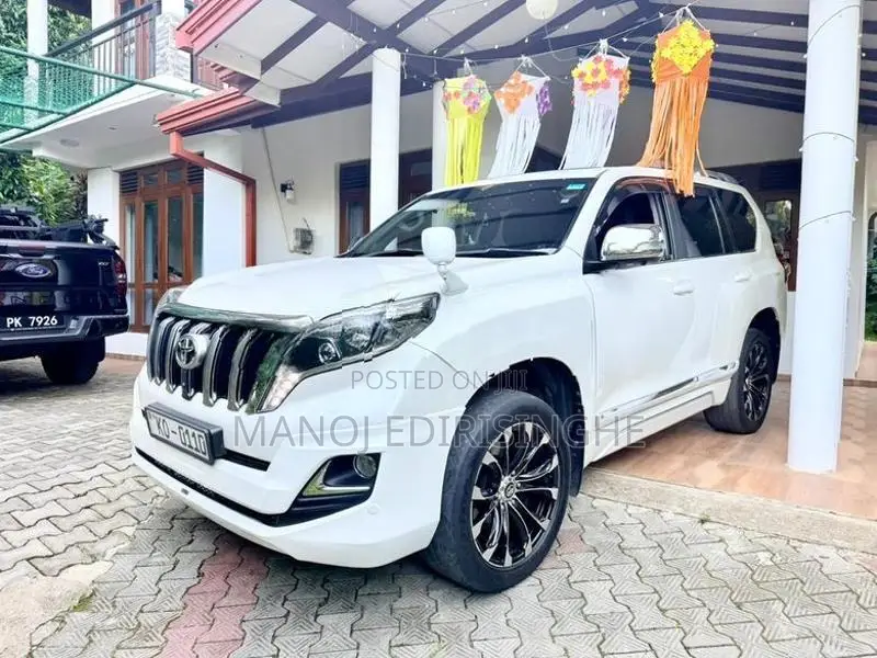 Toyota Land Cruiser Prado TX 150 2010