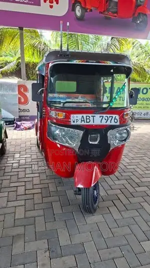Bajaj RE 4 Stroke 2019