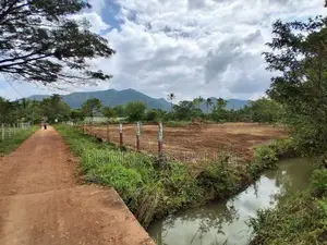 දඹුල්ල ටවුමට ලගින් ඉඩම්