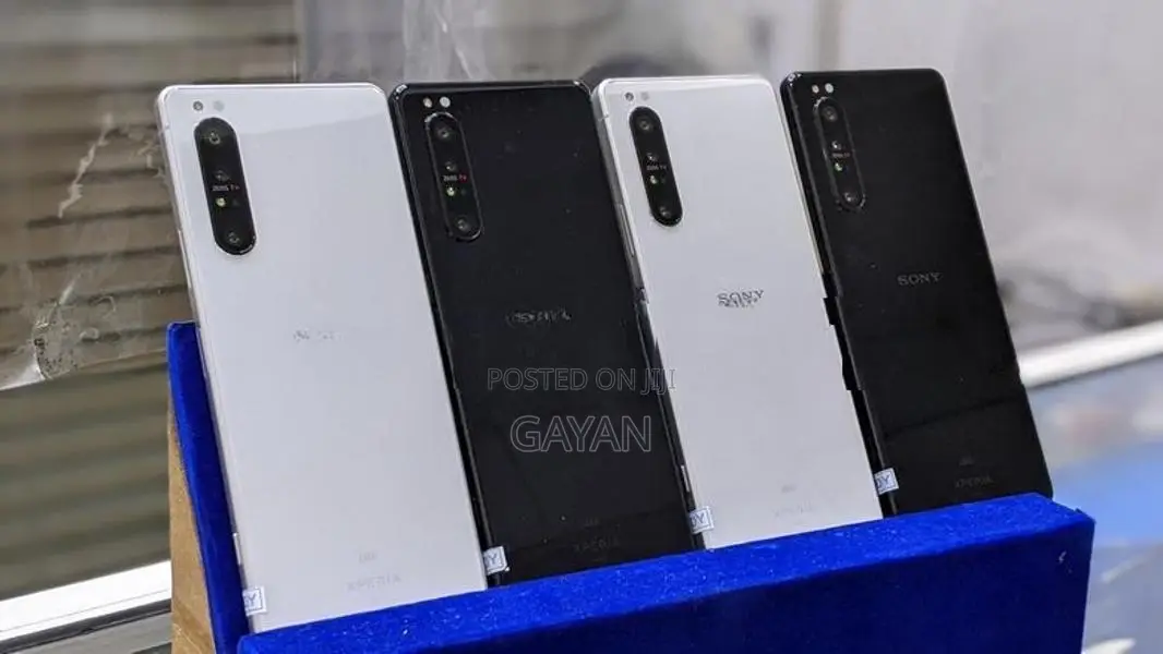 Sony Xperia 1 II 5G 128GB 8GB (Used)