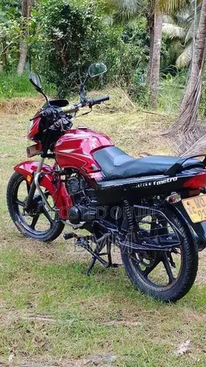 TVS Metro 2011